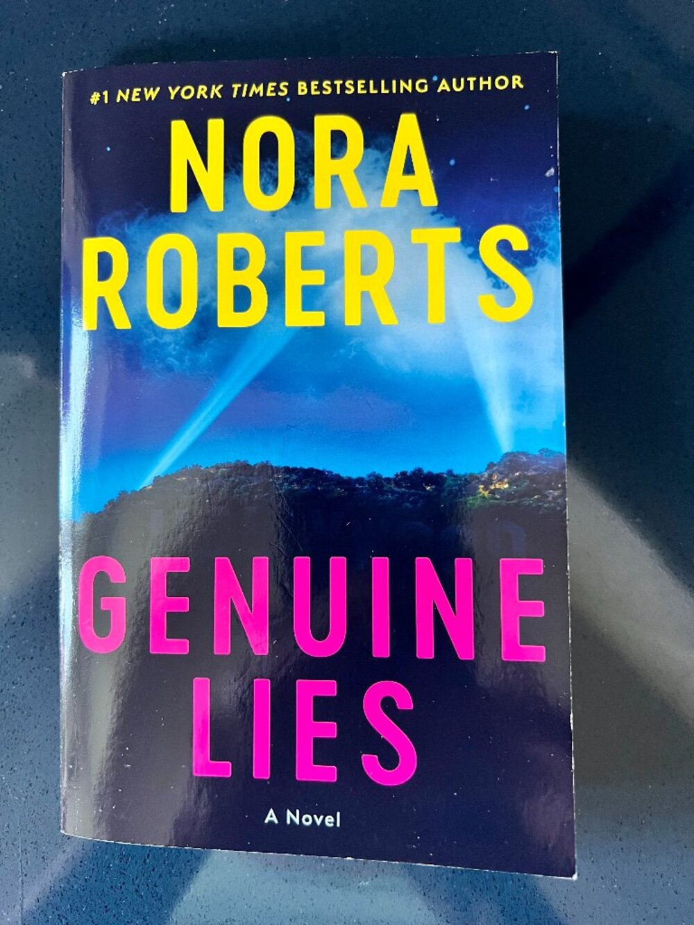 Nora Roberts "Genuine Lies" Paperback